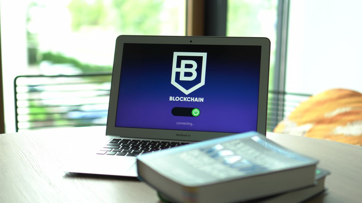Hot wallet vs cold wallet – laptop showing a blockchain wallet connection screen
