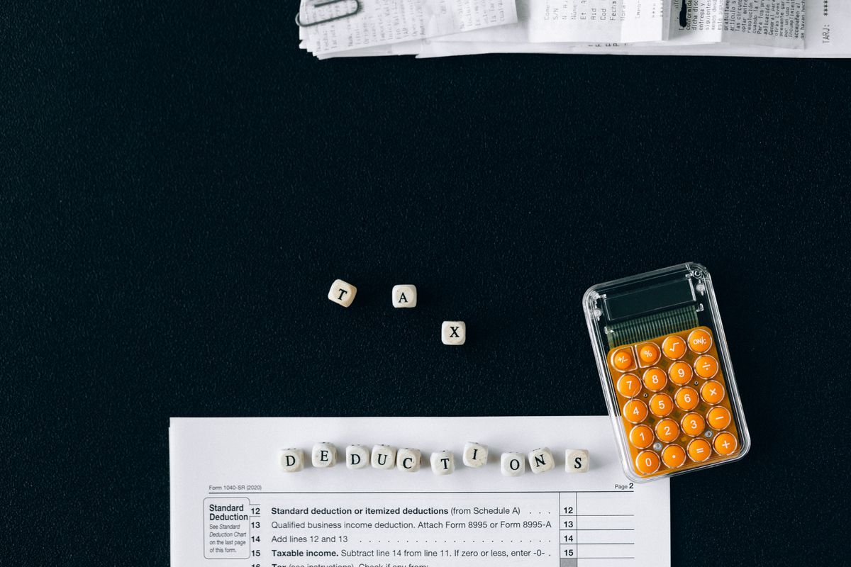 Tax deductions for young adults – tax deduction forms with a calculator